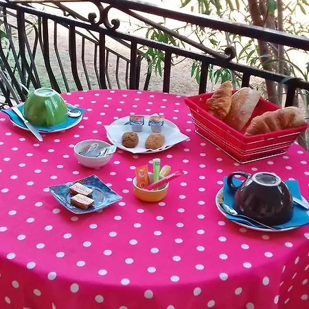 Galeris Guest house 3*